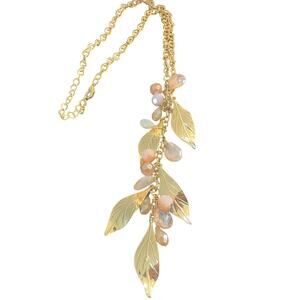 Vintage 17" Gold Leaf and Rose Bead Statement Necklace